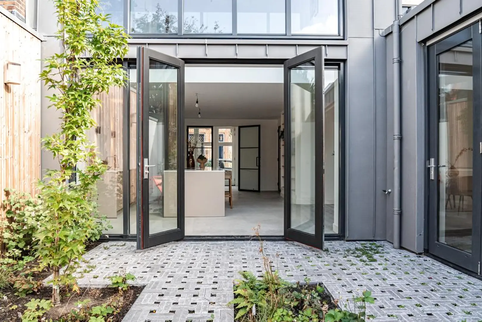 Beeld 6 van projectpresentatie Assendelverstraat — Volledige uitbreiding bestaand pakhuis